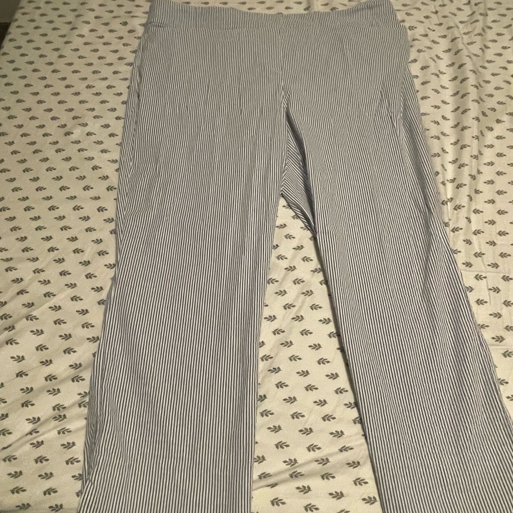 Seersucker Pull-on dress pants